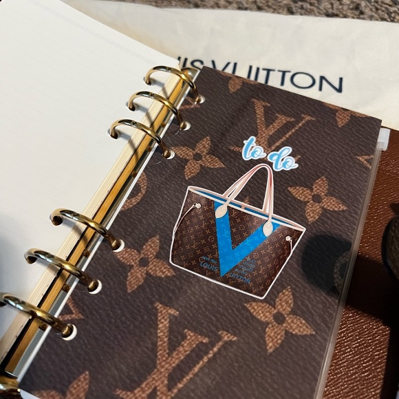 AUTHENTIC EUC LV Medium Ring Agenda - Picture 9 of 10